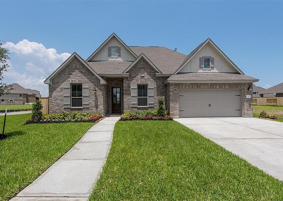 1st image of 3201 Rose Creek Ln
