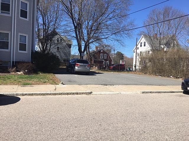 2nd image of 11 John St #6