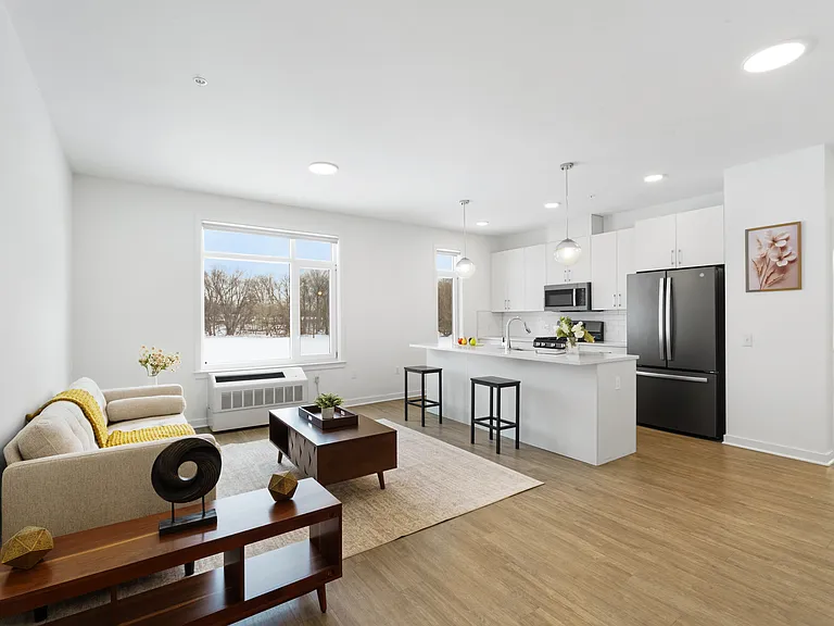 SKG Living at River Park in Union — Photo 9