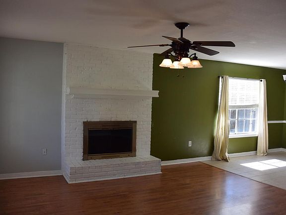 4th image of 125 Brycewood Cir