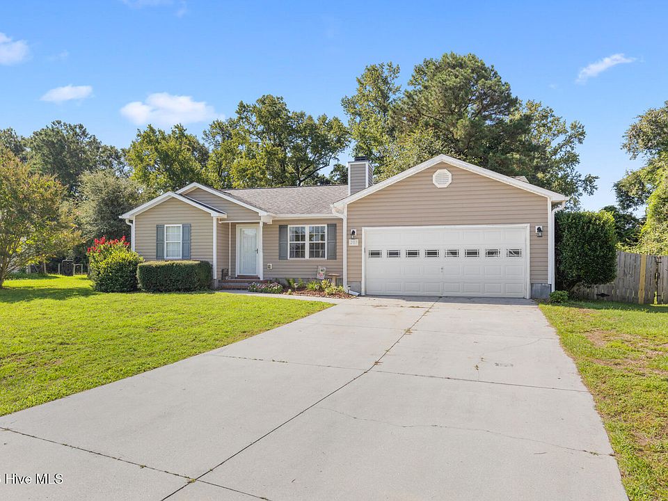 1st image of 207 Concord Lane
