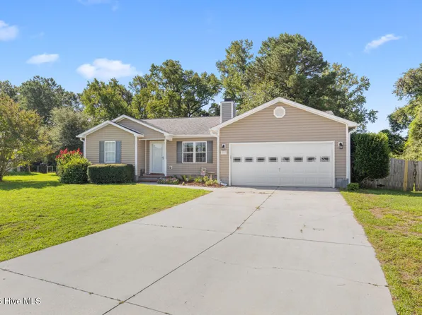 207 Concord Lane, Richlands, NC 28574