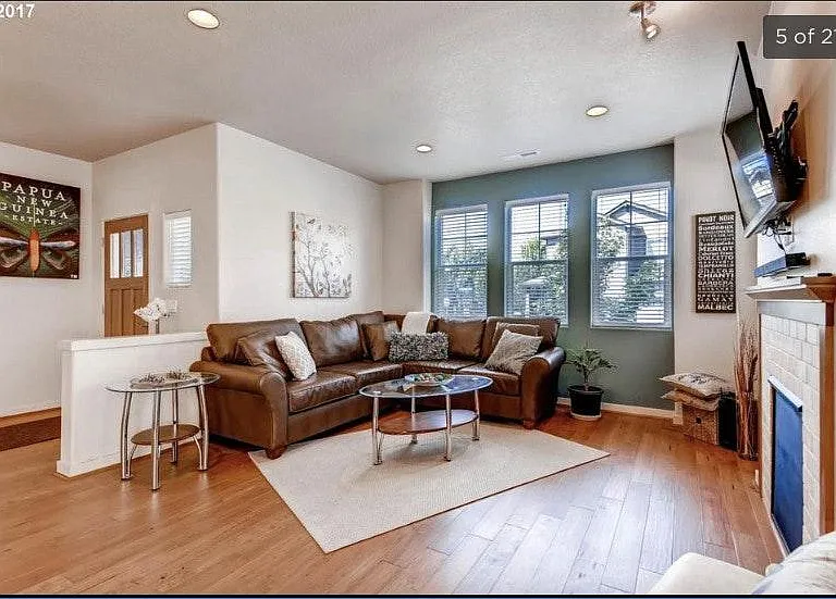 16986 SW 134th Ter — Photo 7