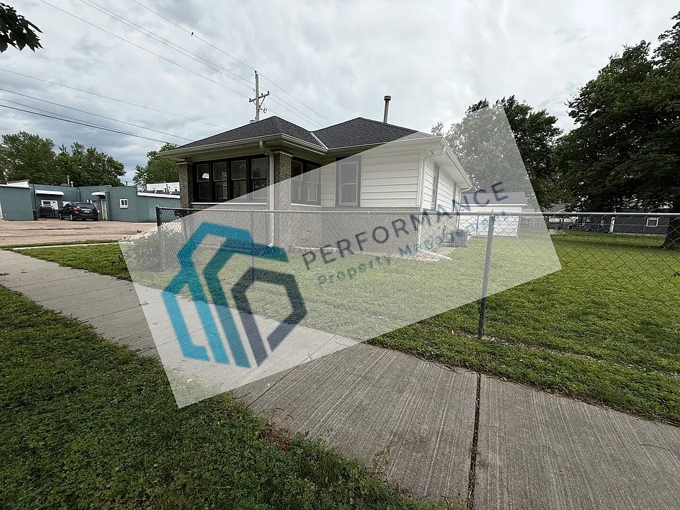 1514 N Wheeler Ave