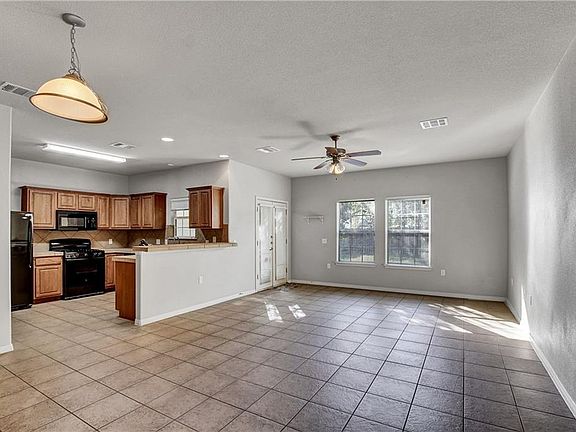 5th image of 5110 Caswell Ave #B