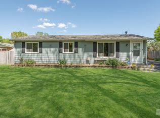 34W926 S James Dr, St Charles, IL