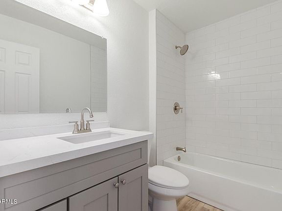 5th image of 10935 W Santa Fe Dr
