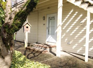 629 N Hayden Bay Dr #629, Portland, OR 97217
