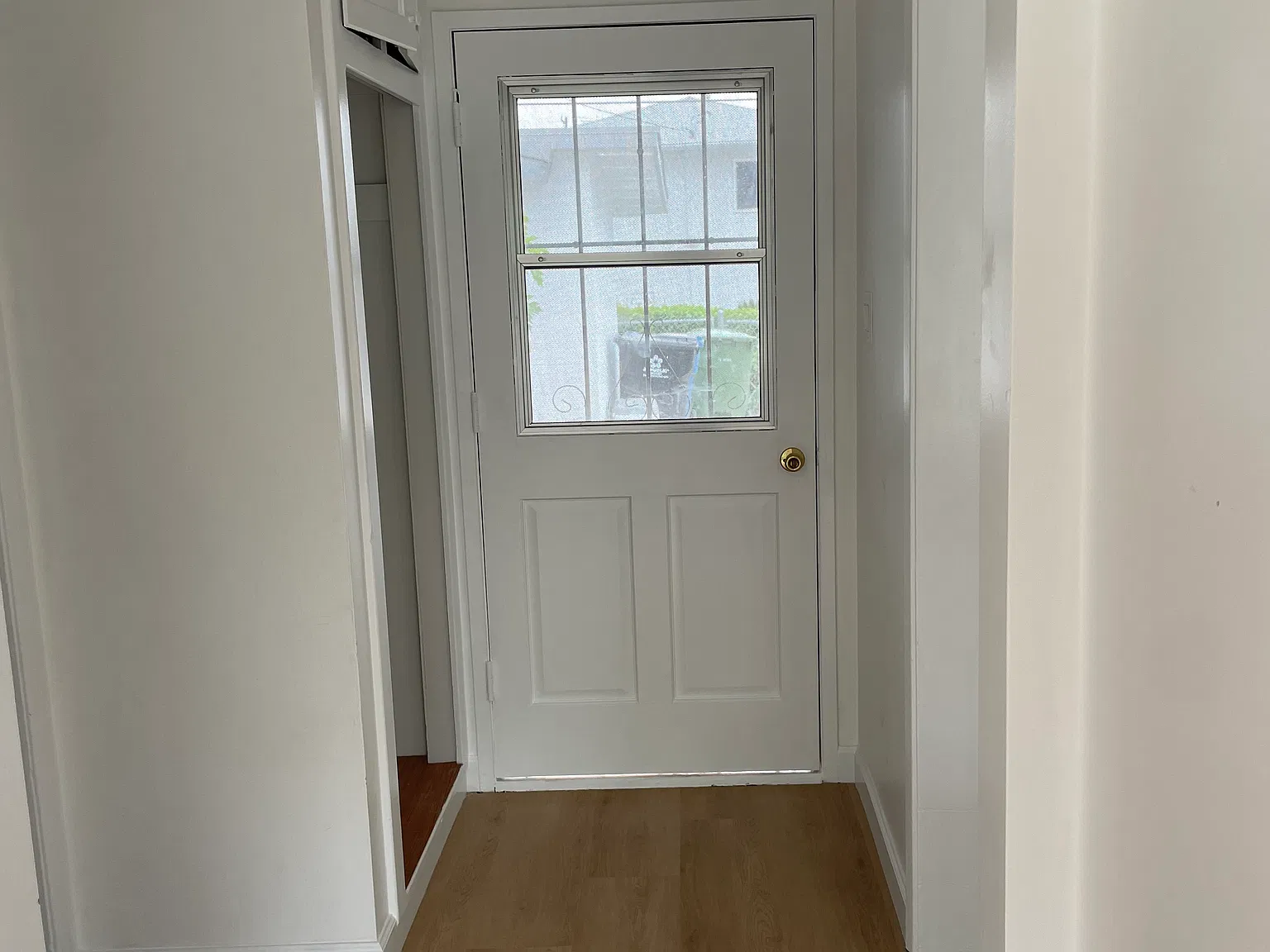 2 bed, 1193 sqft, $2,850 — Photo 2