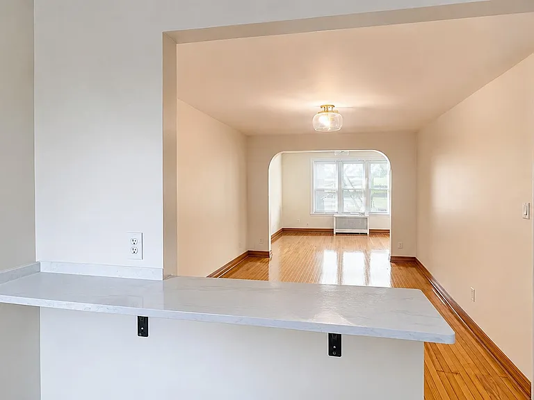 28-47 46th St #1R — Photo 3