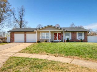 1690 Verlene Dr, Florissant, MO 63031