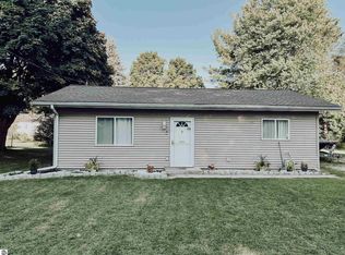 1008 Neier Rd, Mount Pleasant, MI 48858