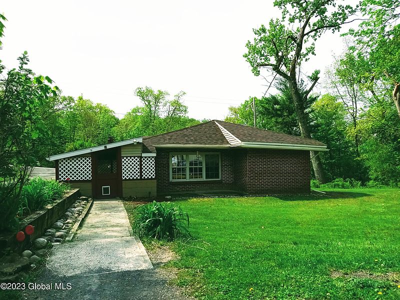 5th image of 440 Hays Road