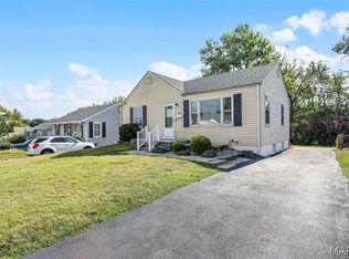 8540 Leith Ave, Saint Louis, MO 63134