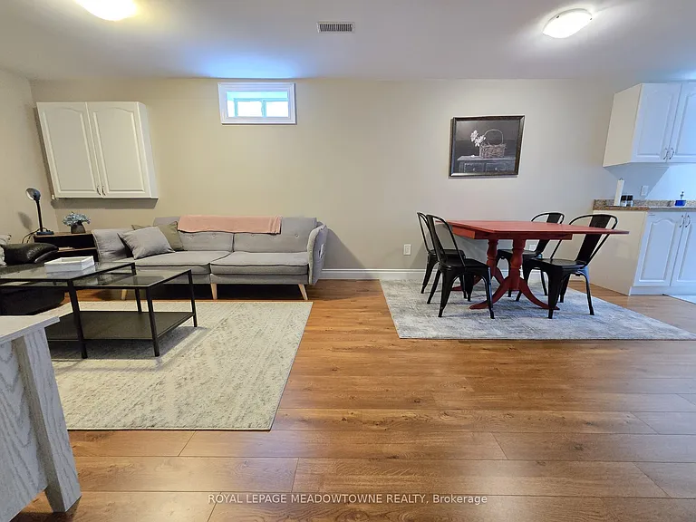 154 Maple St #BASEMENT — Photo 10