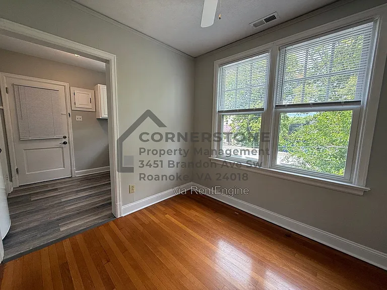 353 Highland Ave SW #3 — Photo 8