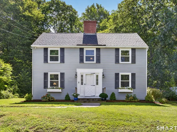 18 Orchard Heights Road, Essex, CT 06426