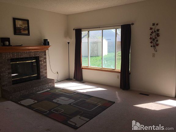 3rd image of 9214 Buttonhill Ct