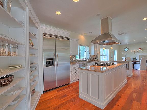 4th image of 1015 Cottonwood Pl NW