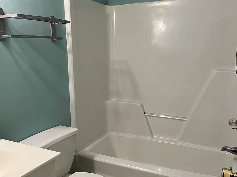 8311 Poplar Grove Cir — Photo 32