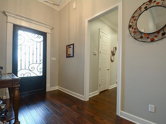 2nd image of 9708 Hickory Heights Dr