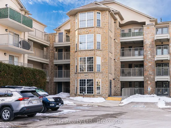1450 Bishops Gate #103, Oakville, ON L6M 4N1