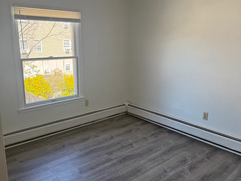 77 N 14th St #2 — Photo 12