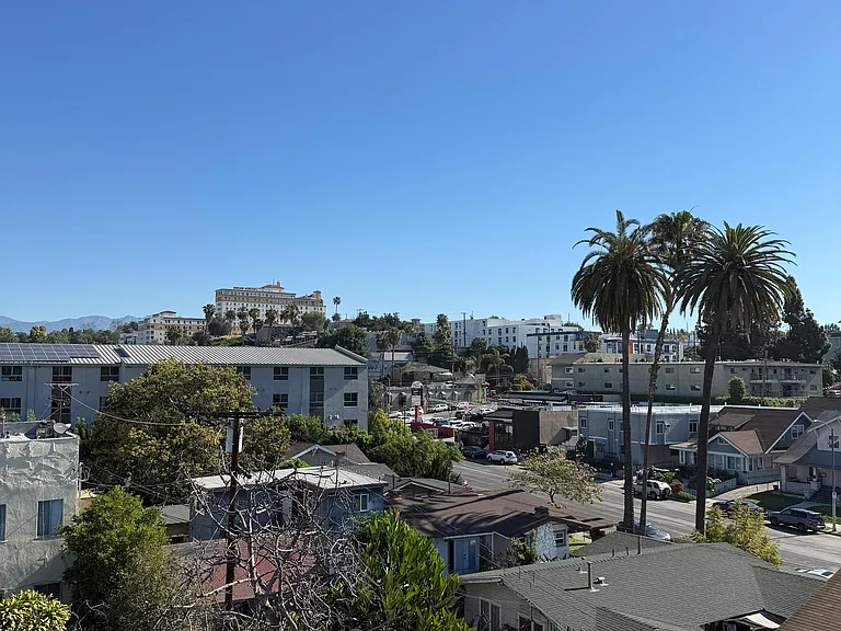 222 N Coronado St #222 — Photo 39