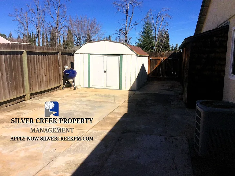 5248 Felicia Ave — Photo 10