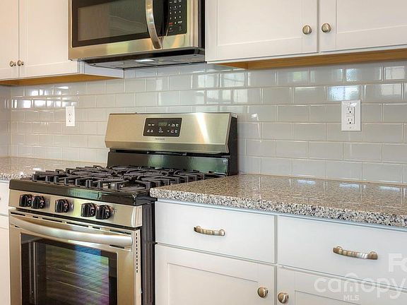 5th image of 635 River Bottom Rd