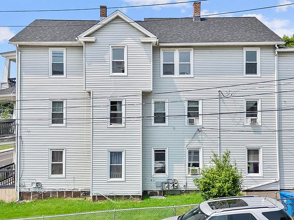 5th image of 1105 N Main St #1