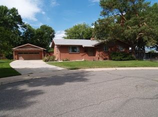 5737 Falk Ct, Arvada, CO 80002