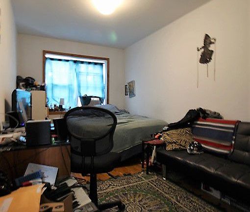 4th image of 243 Skillman Ave #1