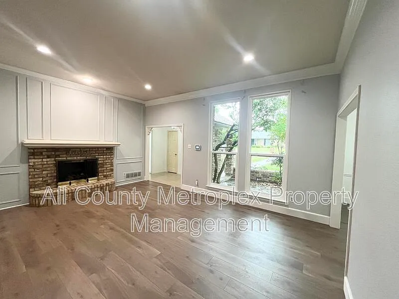 Building Photo - 1404 Stoneboro Ln