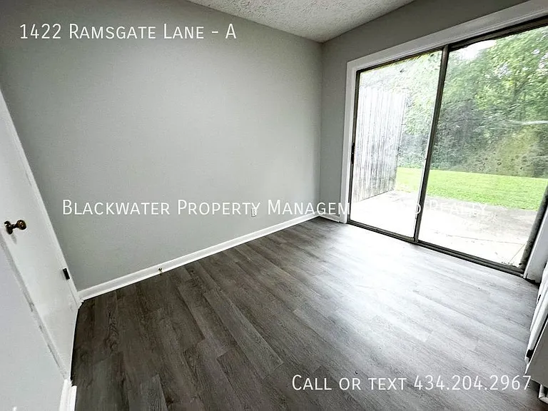1422 Ramsgate Ln #A — Photo 3