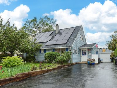 23 Collins Road, Glen Cove, NY, 11542