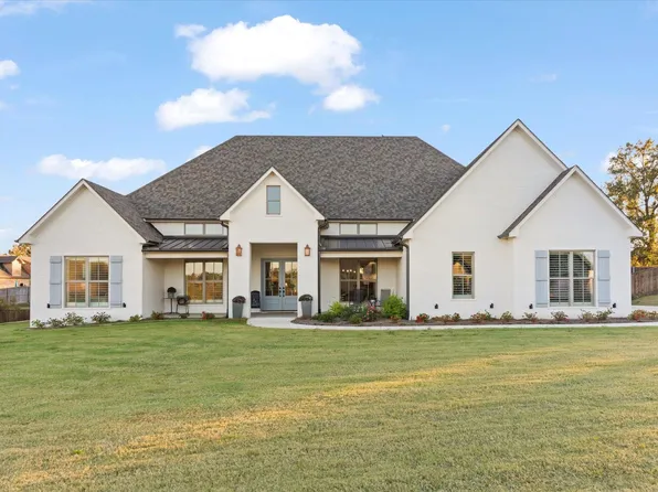 131 Ella Kate Dr, Longview, TX 75605