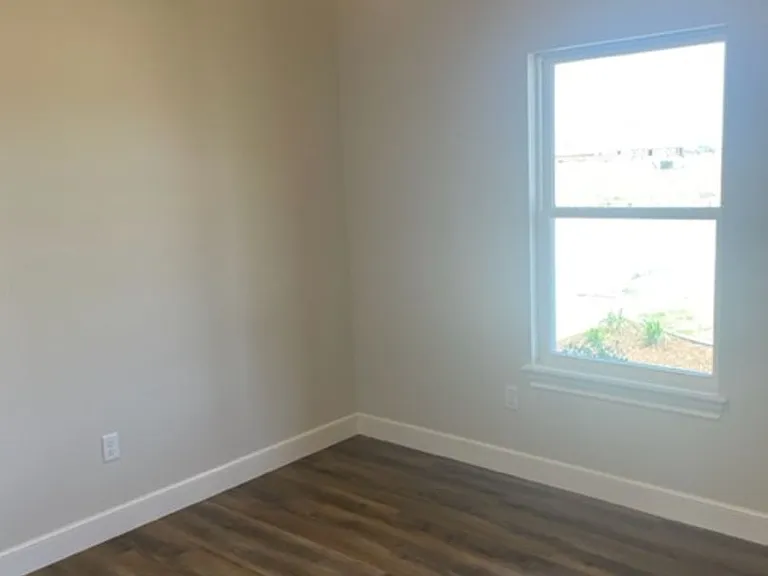 6950 Phoenix Dr — Photo 18