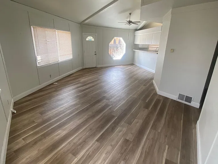 1501 S Farragut St — Photo 5