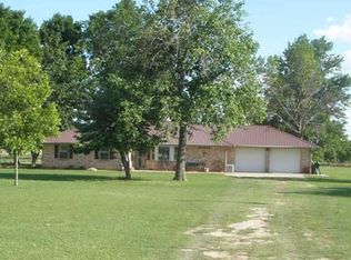 57561 Wolverine Rd, Prague, OK 74864