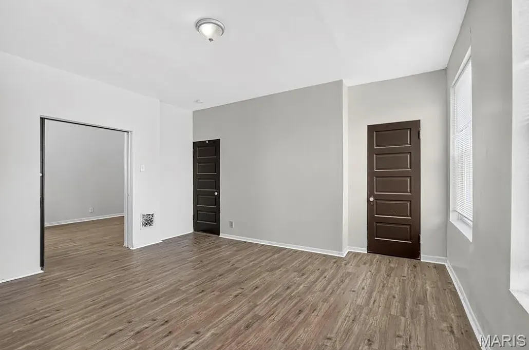 3829 South Compton Avenue, Unit A — Photo 3