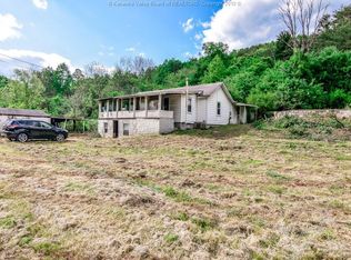 62 Harry Dr, Sissonville, WV 25320