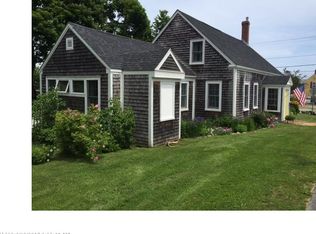 17 Capen Ave, Eastport, ME 04631