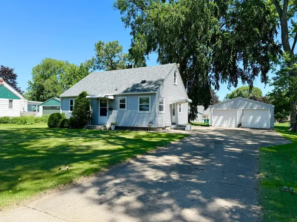8309 16th Ave S, Bloomington, MN 55425