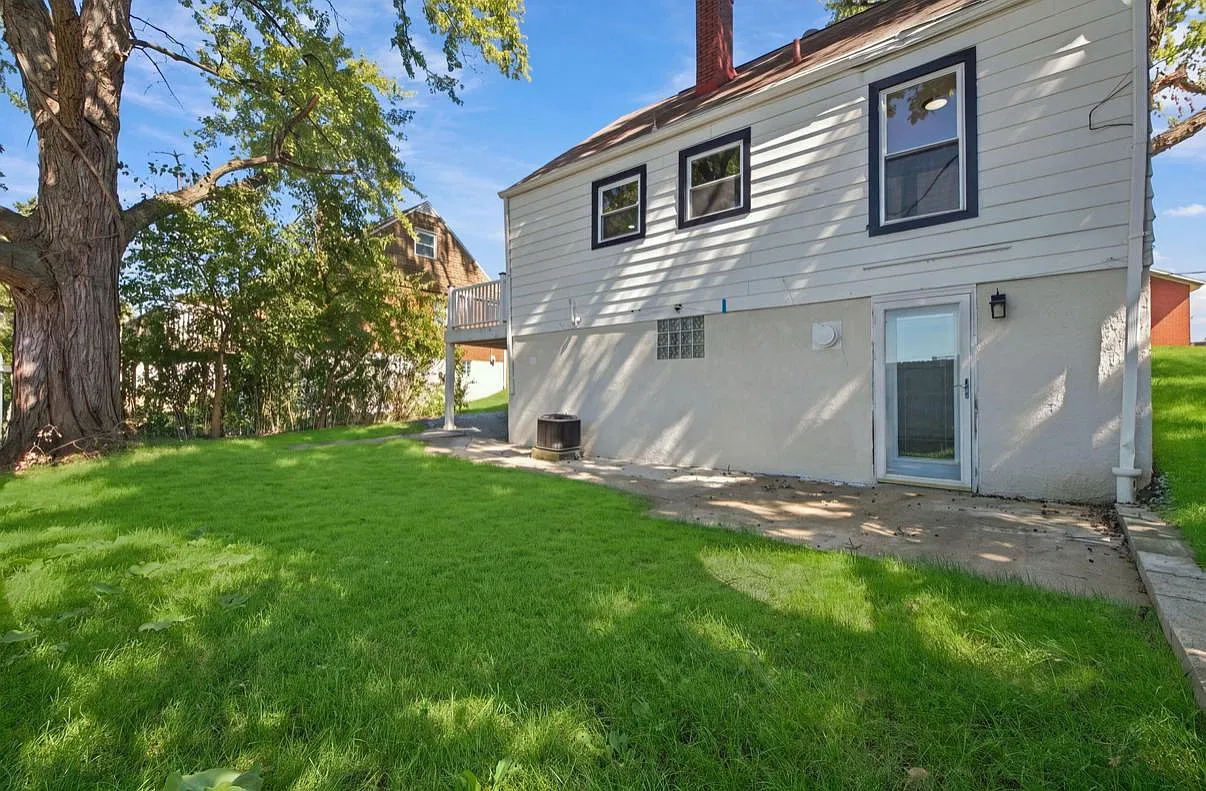 1808 Worton Blvd — Photo 3