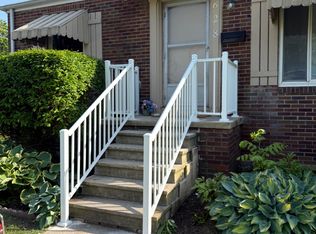 628 Rosewood Ave, Monroe, MI 48162
