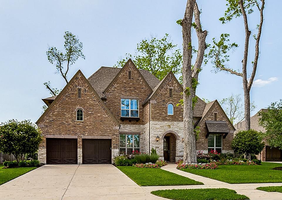 1st image of 21318 Aurora Park Dr