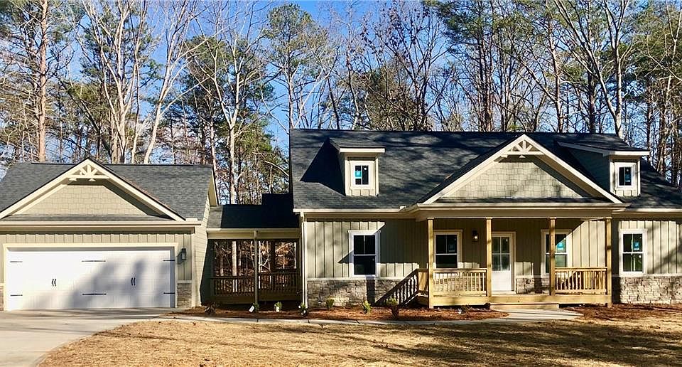 1st image of 271 Lakewood Dr