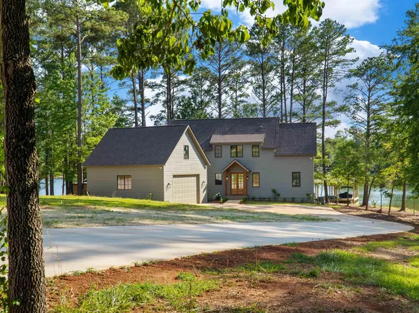 305 Wylie Rd, Wedowee, AL 36278