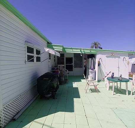 4th image of 2560 62nd Ave N #253